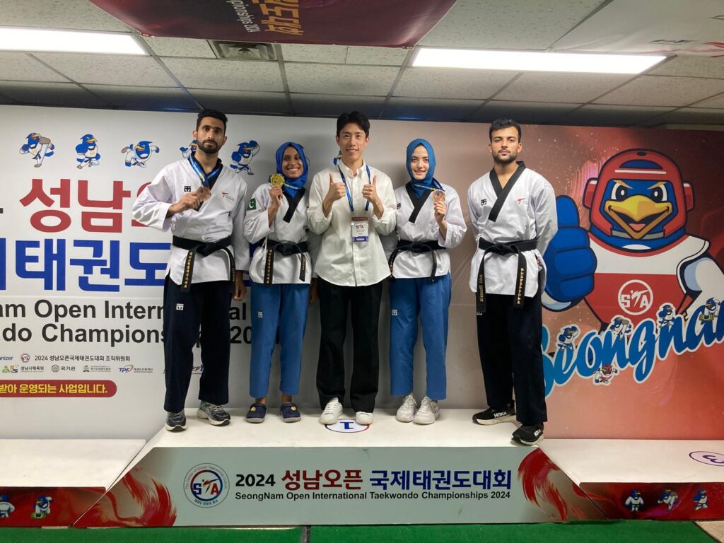 Pakistani Taekwondo Team Shines at 11th SeongNam Open International Championship