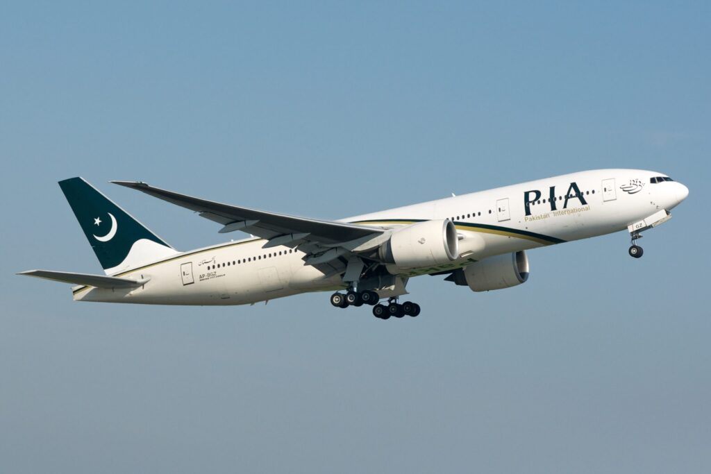 PIA Discounted Umrah Flights