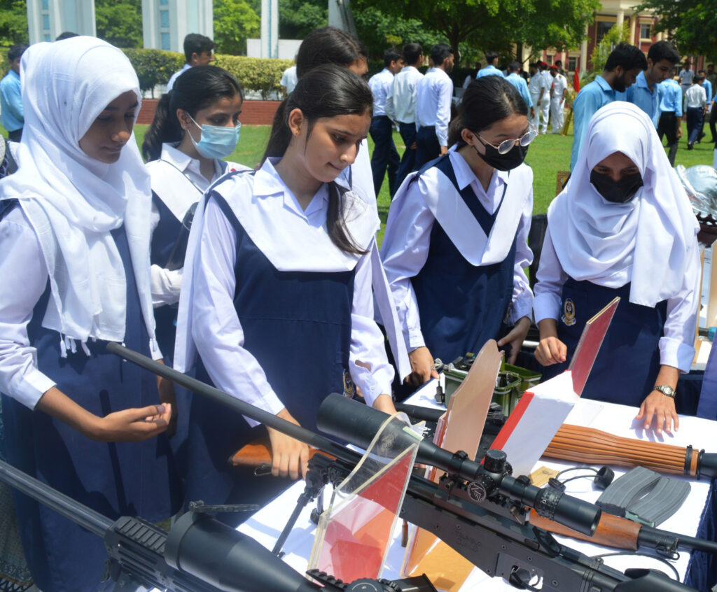 Pakistan Navy Hosts “A Day with Pakistan Navy” Event for University and College Students