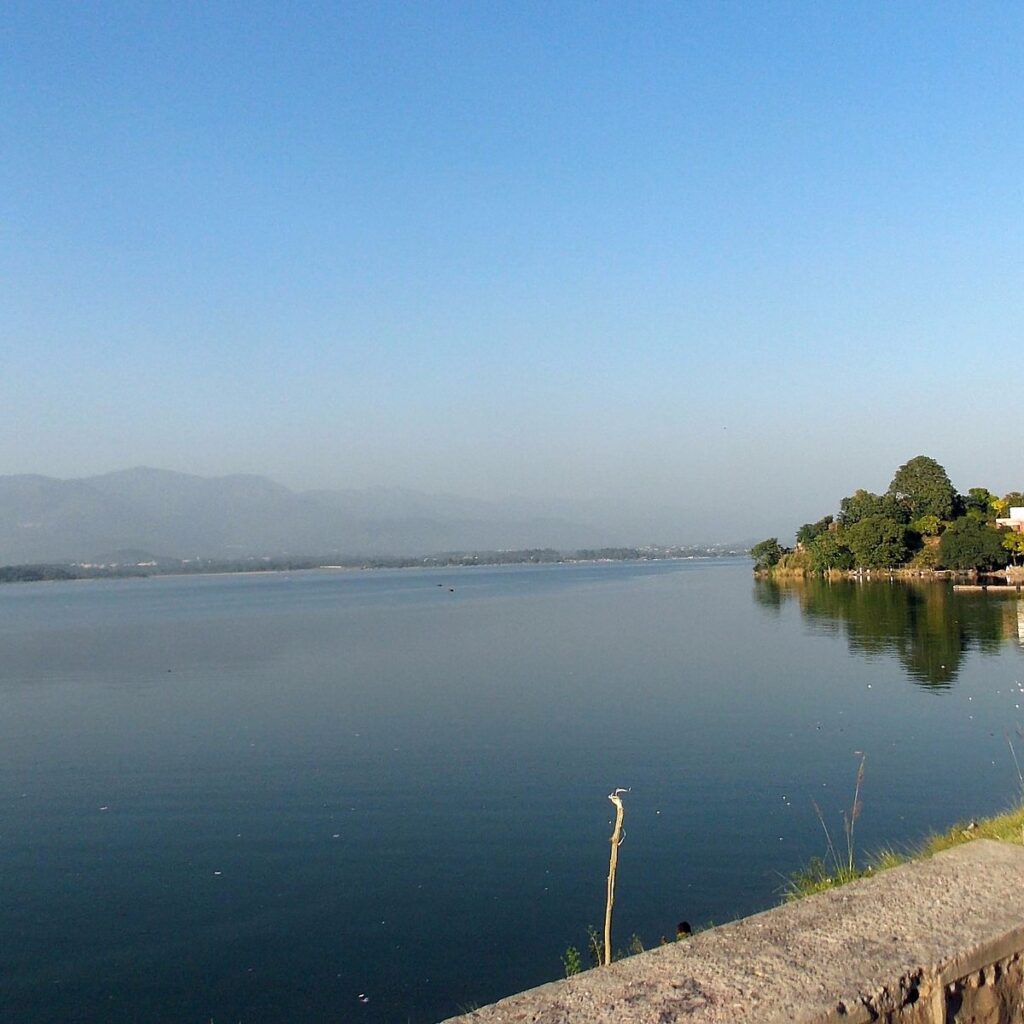 Pak-EPA and CDA Hold Crucial Meetings to Address Environmental Concerns in Islamabad