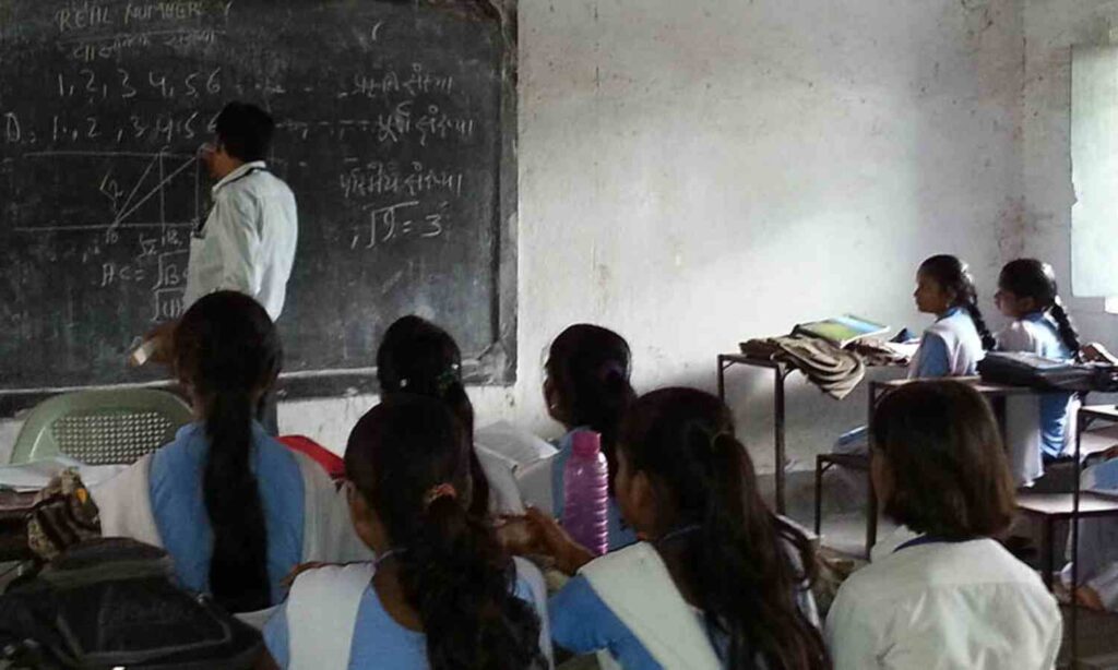 Govt teachers rehired