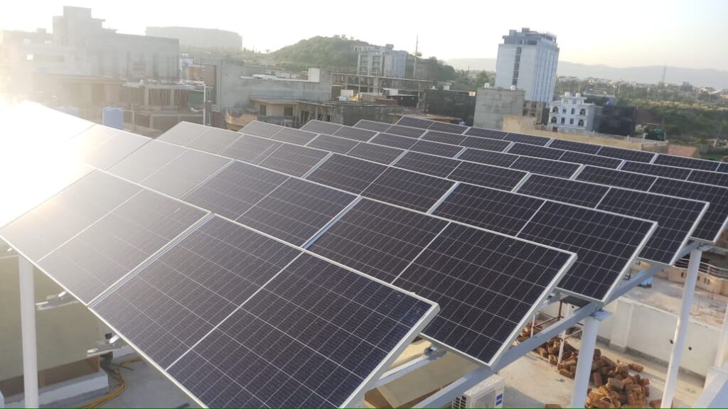 Pak Solar Power Rise