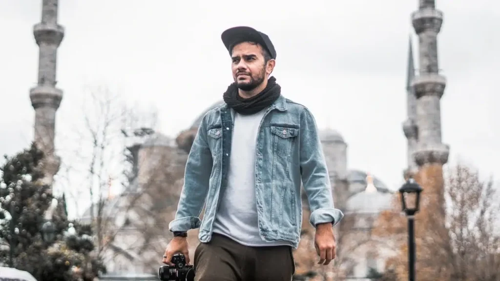 Pakistani-YouTuber-Irfan-Junejo-to-Collaborate-with-FC-Barcelona